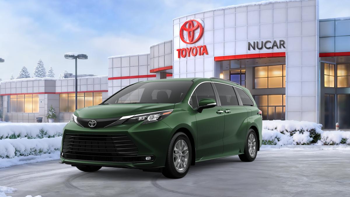 New 2026 Toyota Sienna XLE