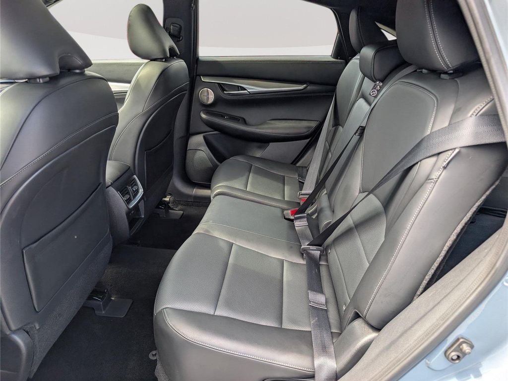 2023 Infiniti QX55 ESSENTIAL thumbnail 15