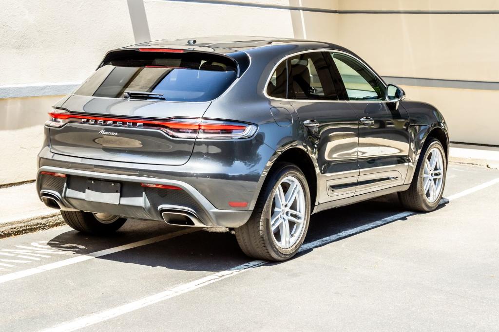 2023 Porsche MACAN BASE — миниатюра 7