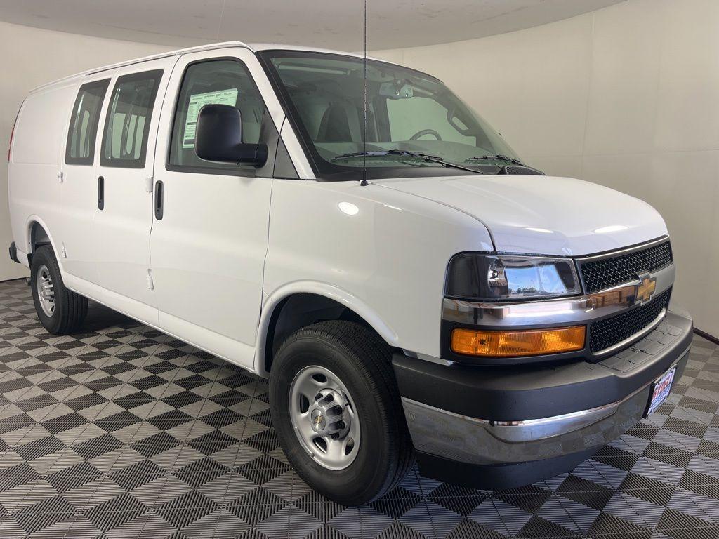 New 2026 Chevrolet Express 2500 Work Van
