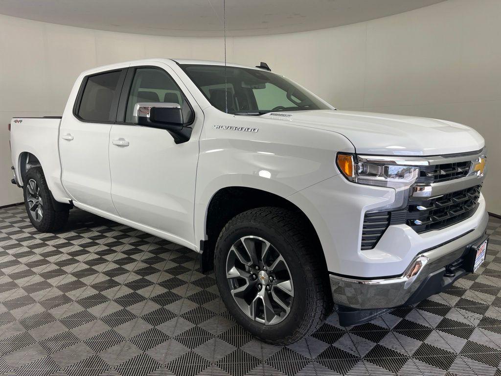 New 2026 Chevrolet Silverado 1500 LT
