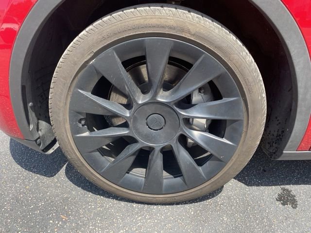 TESLA MODEL Y LONG RANGE - 7