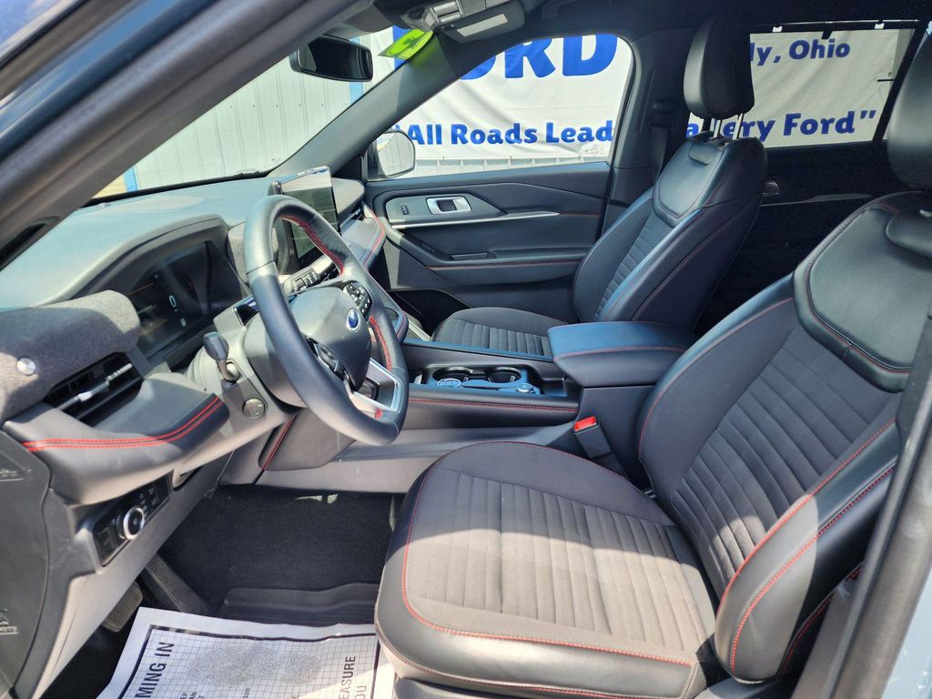 2025 FORD EXPLORER ST-LINE — миниатюра 12