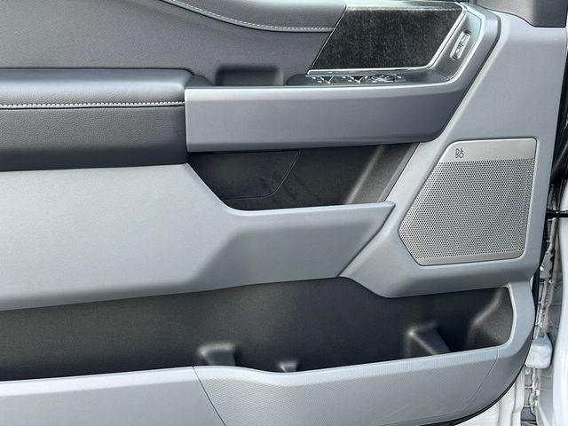 2025 FORD F-150 LIGHTNING FLASH 缩略图 19