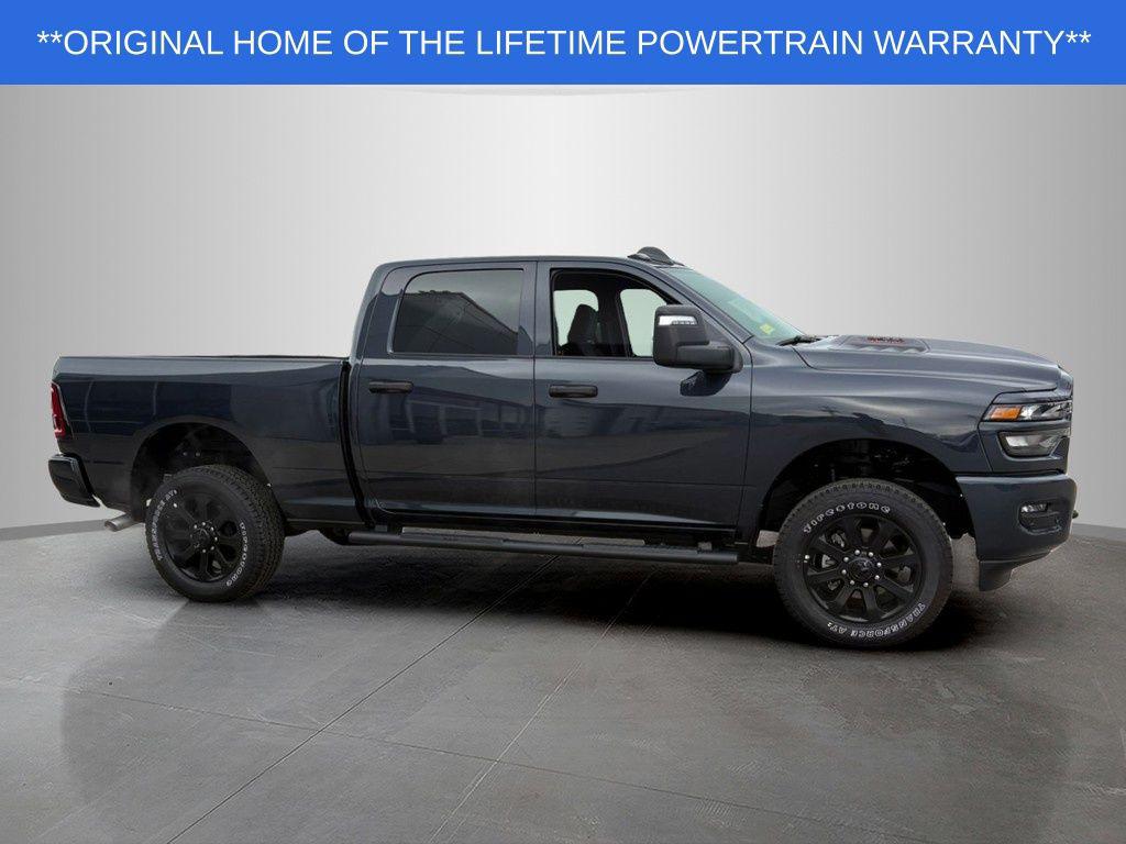 2026 RAM 2500 BLACK EXPRESS CREW CAB 4X4 6'4' BOX photo 2