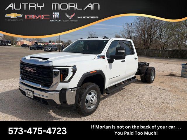 New 2026 GMC Sierra 3500 Base
