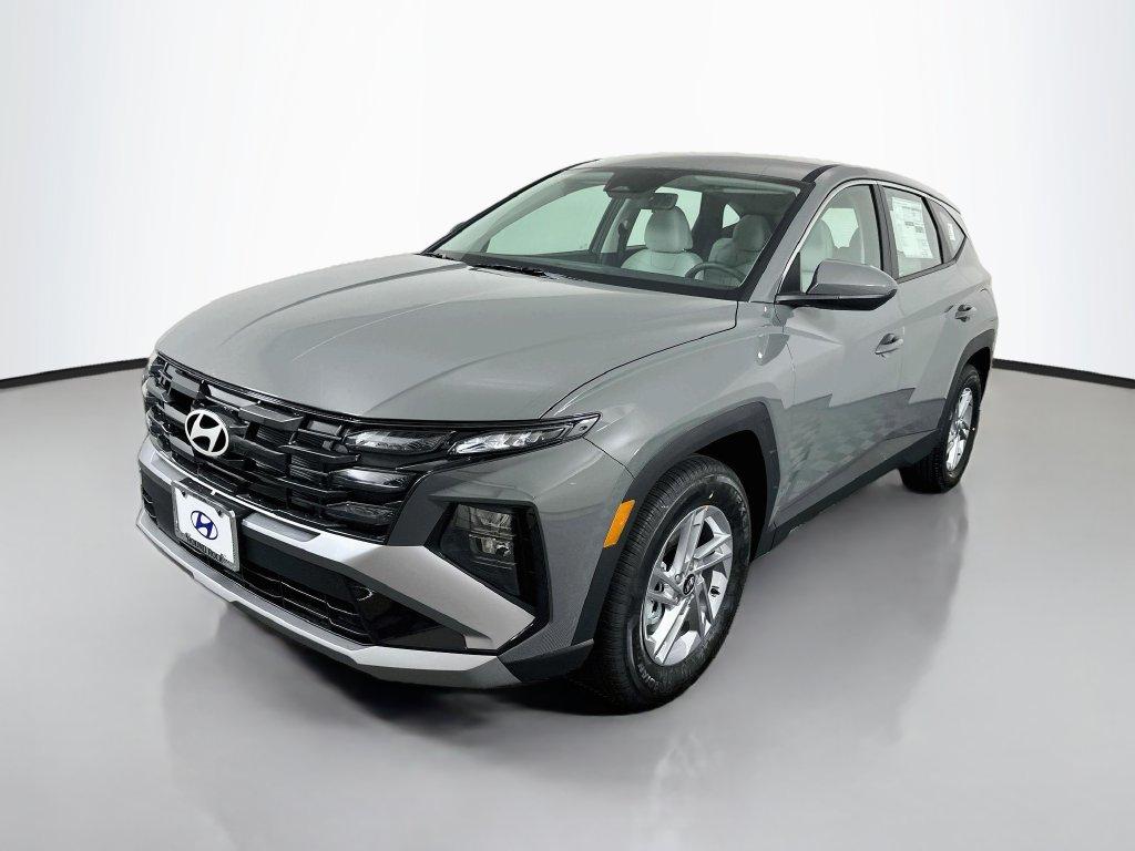 New 2026 Hyundai TUCSON SE