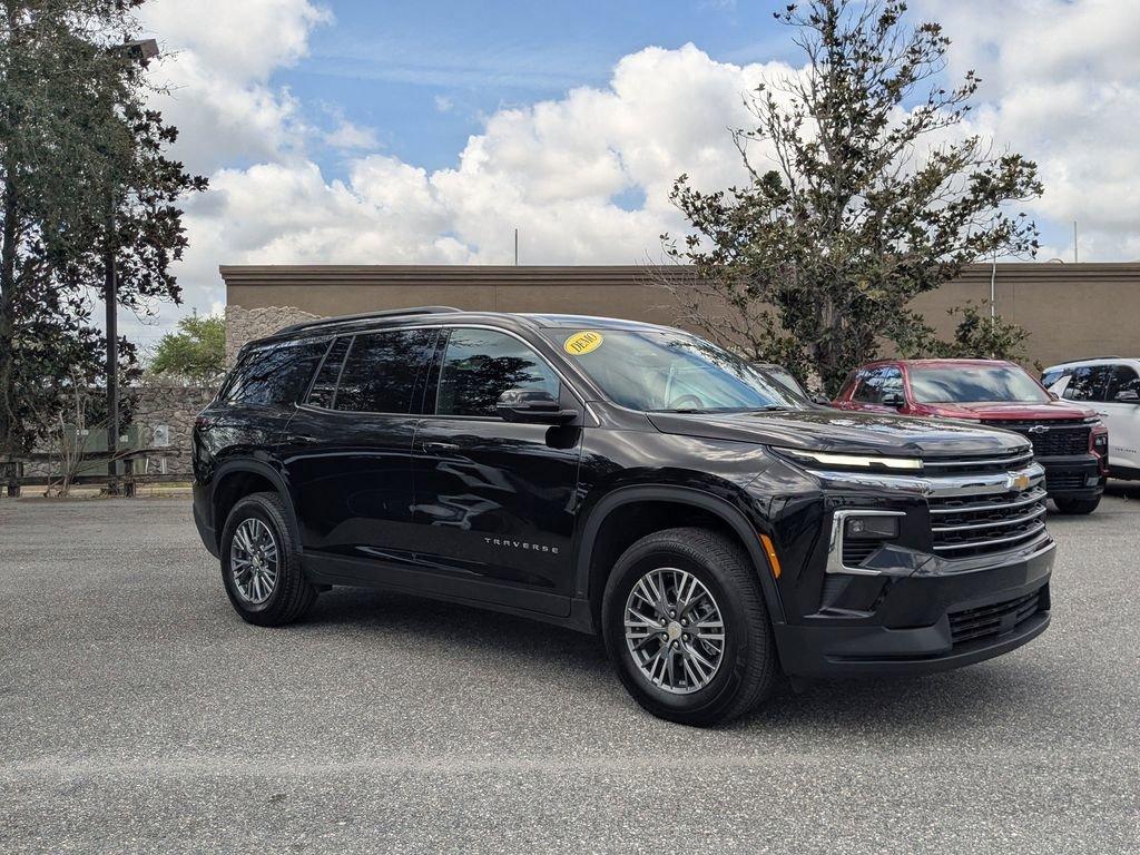 New 2026 Chevrolet Traverse LT