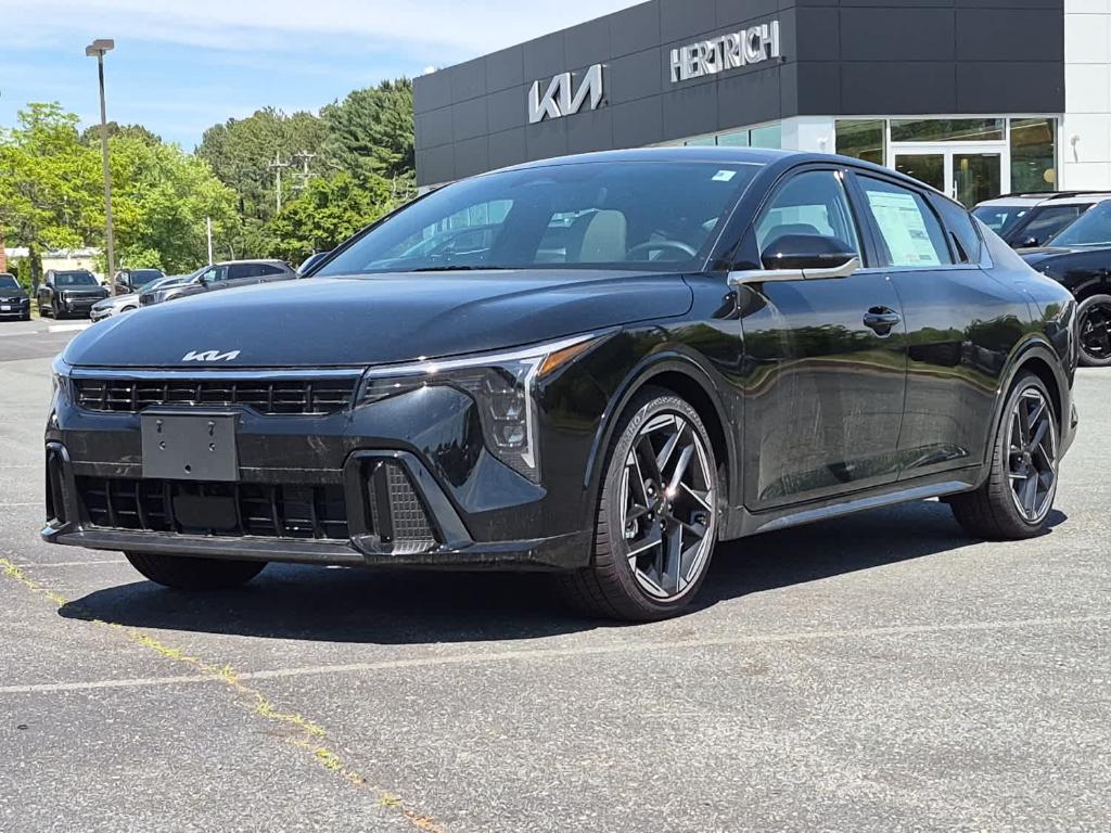 New 2026 Kia K4 GT-LINE