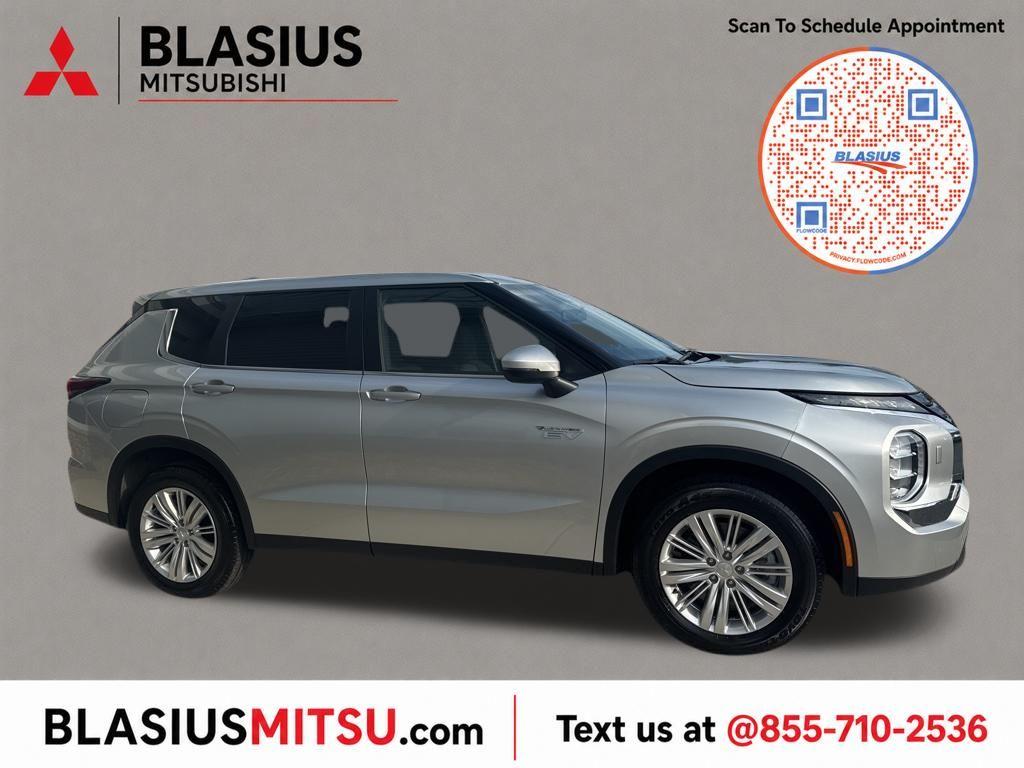 New 2025 Mitsubishi Outlander PHEV ES