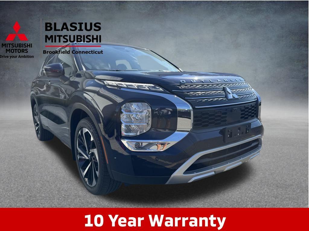 New 2025 Mitsubishi Outlander PHEV SE