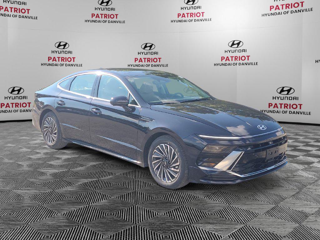 New 2026 Hyundai SONATA Hybrid Limited