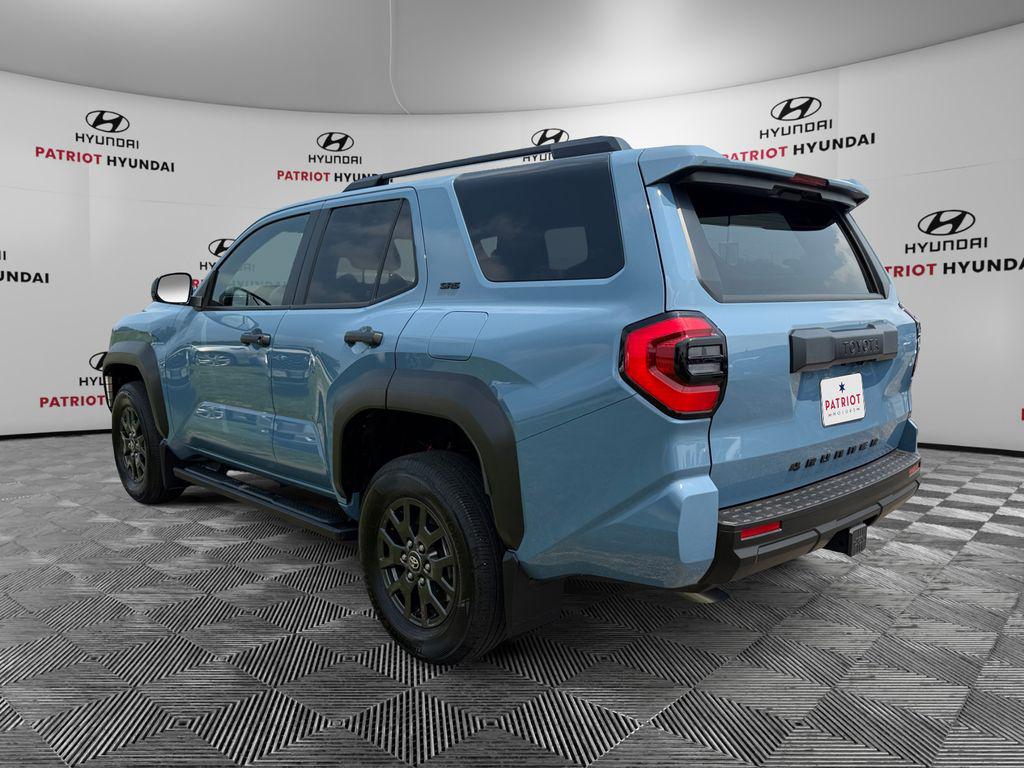 2025 Toyota 4RUNNER SR5 — миниатюра 5
