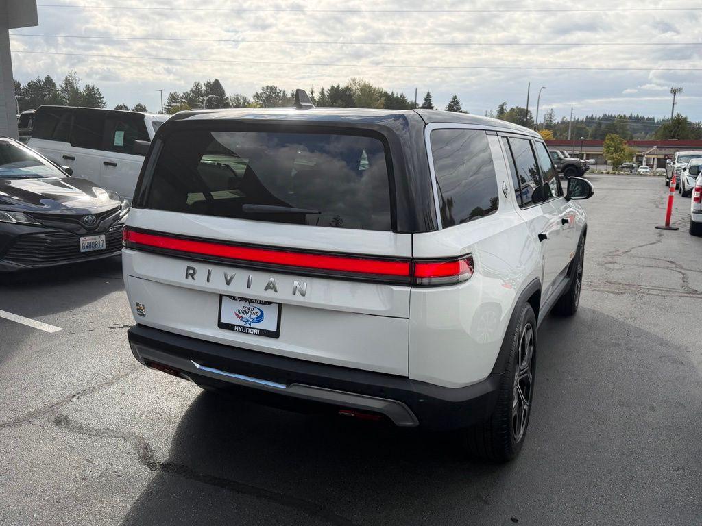 2022 Rivian R1S LAUNCH EDITION — фото 7