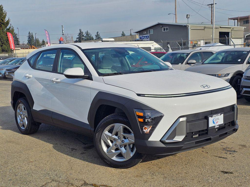New 2026 Hyundai KONA SE