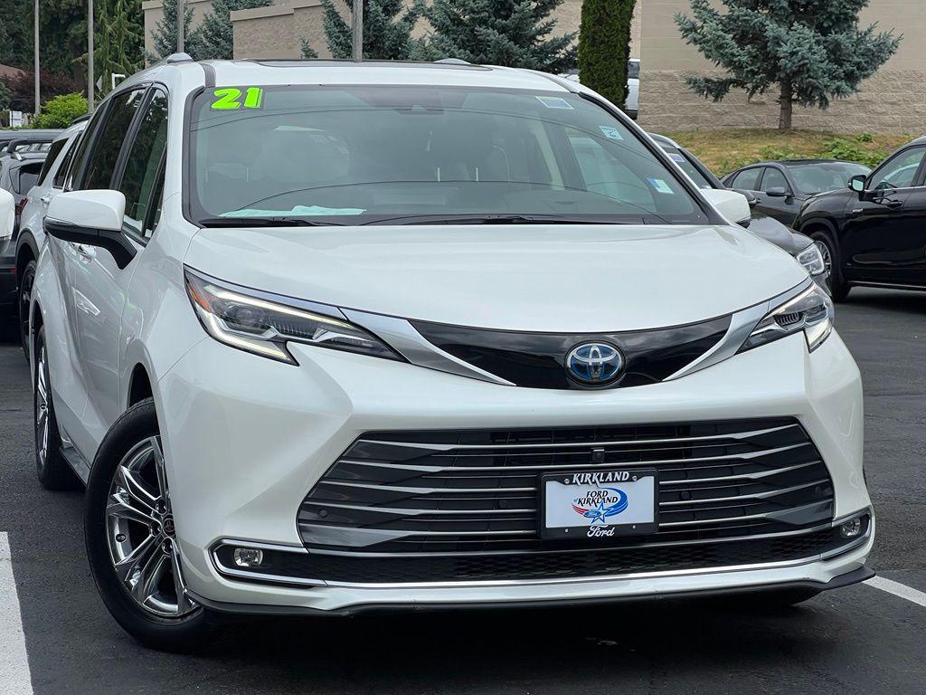 2021 Toyota SIENNA PLATINUM 7 PASSENGER — фото 1