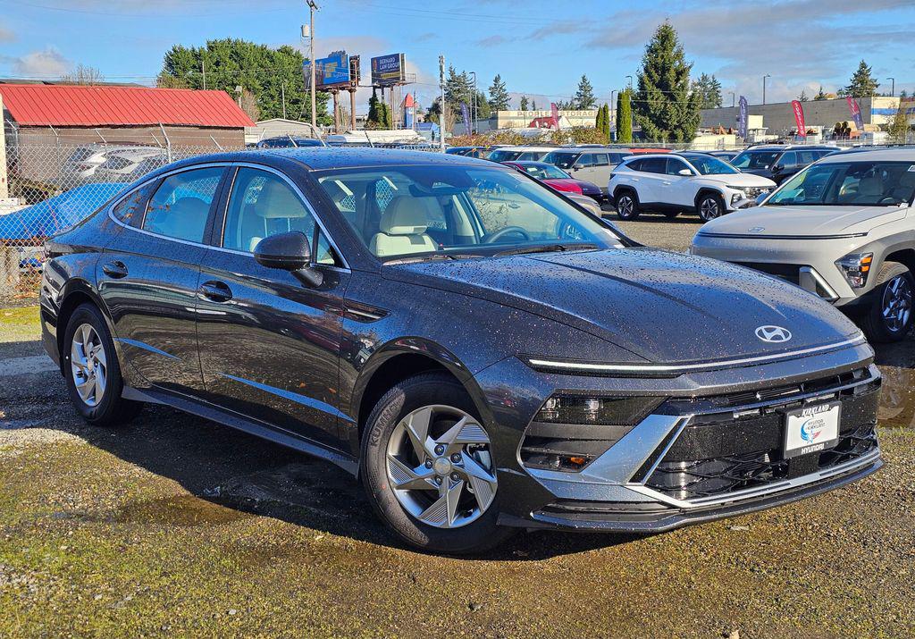 New 2026 Hyundai SONATA SE
