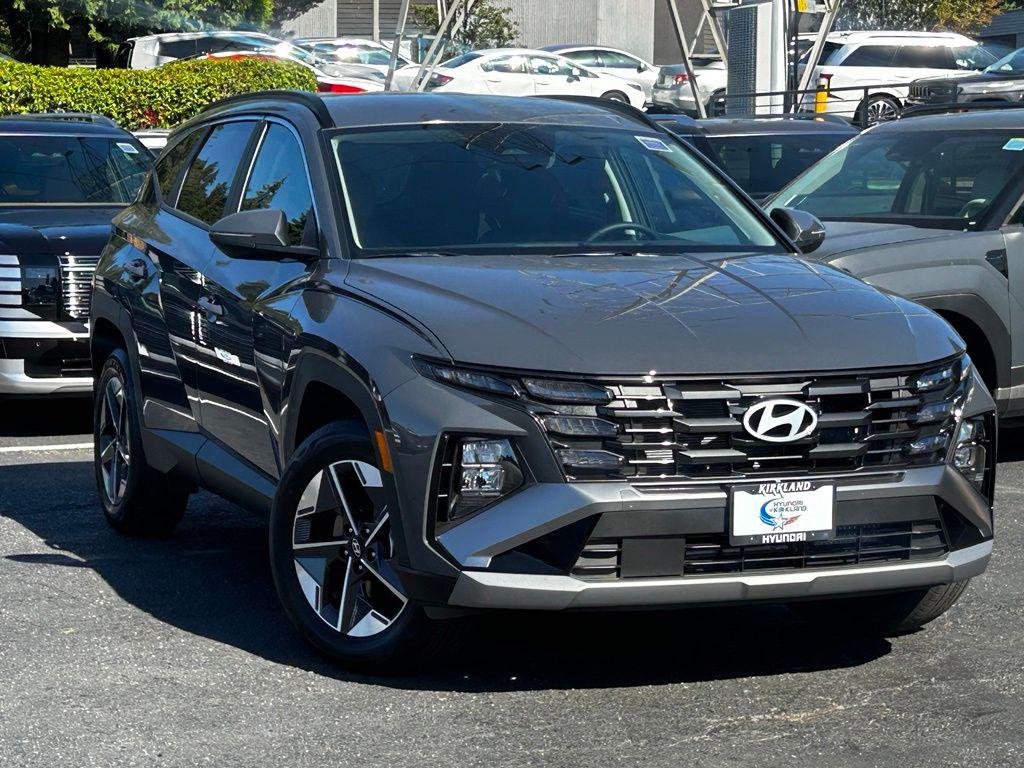 New 2026 Hyundai TUCSON Hybrid SEL Convenience