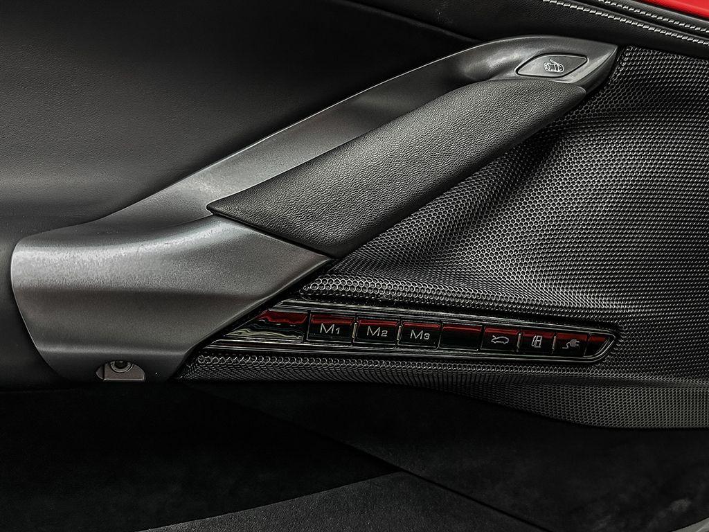 2023 Ferrari SF90 STRADALE BASE — миниатюра 27