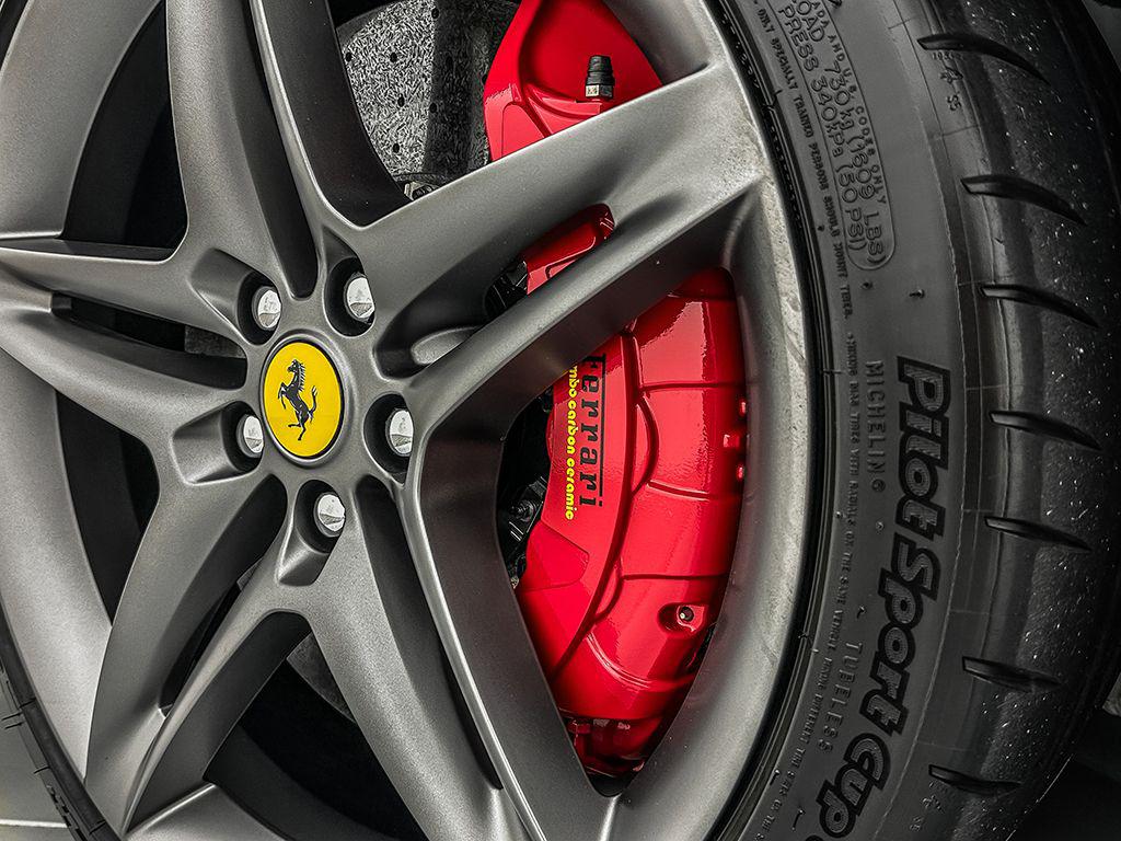 2023 Ferrari SF90 STRADALE BASE — миниатюра 35