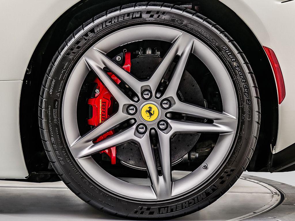 2023 Ferrari SF90 STRADALE BASE — миниатюра 33