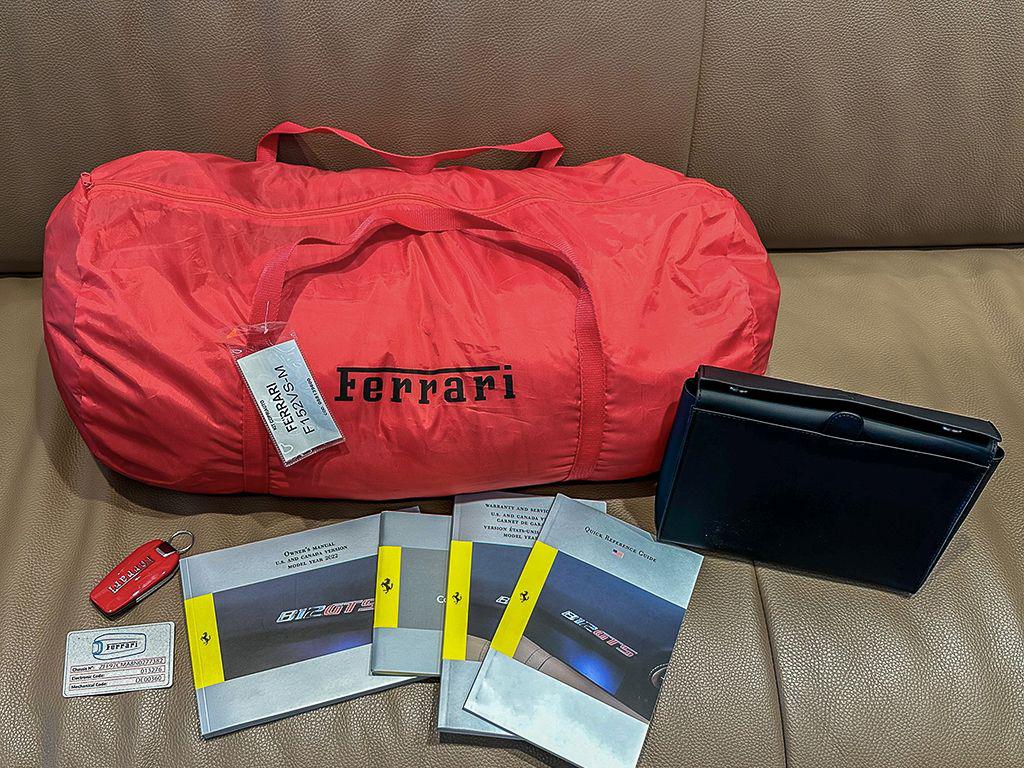 صورة مصغرة 38 لـ 2022 Ferrari 812 GTS BASE