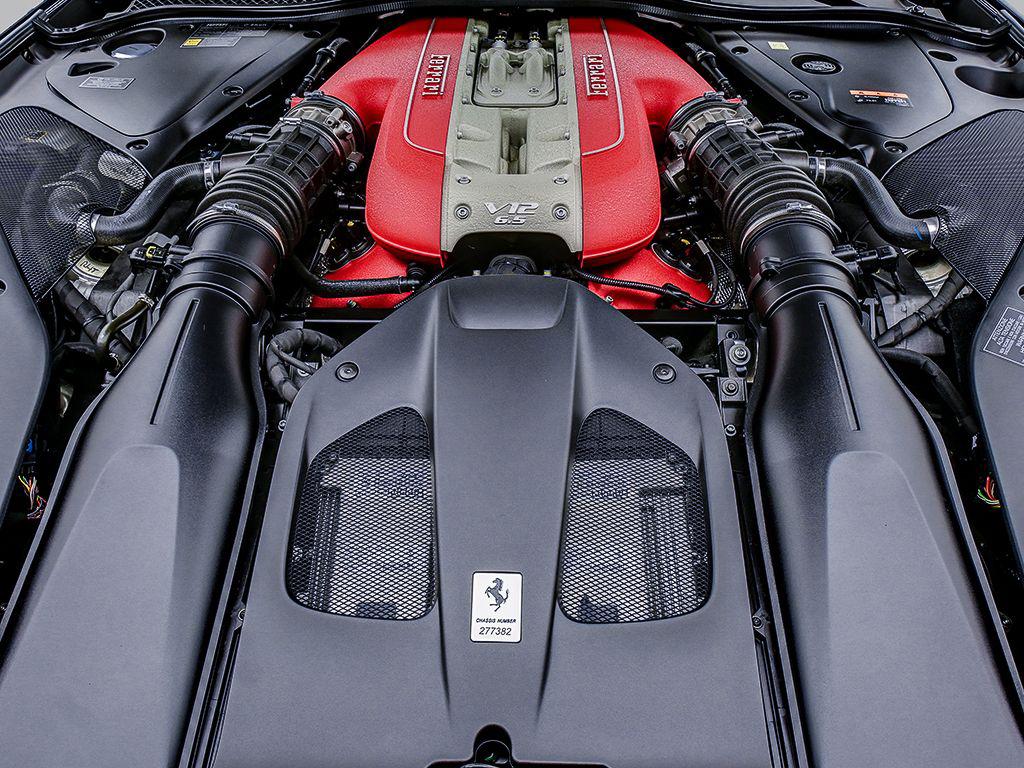 صورة مصغرة 34 لـ 2022 Ferrari 812 GTS BASE
