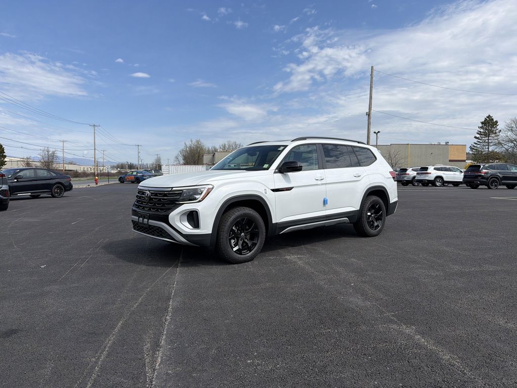 New 2026 Volkswagen Atlas Peak Edition