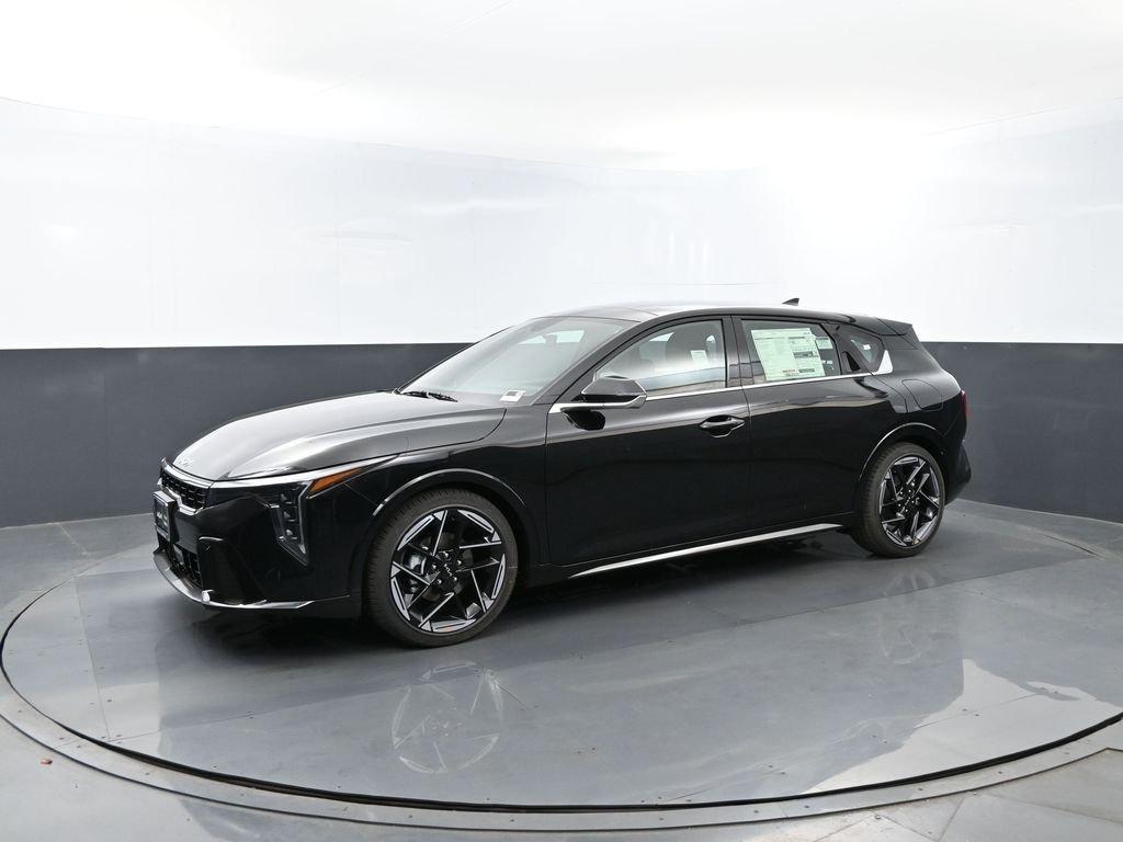 New 2026 Kia K4 GT-LINE