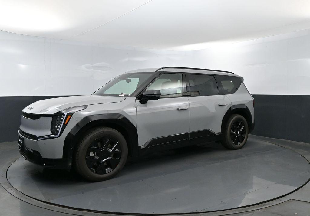 New 2026 Kia EV9 Land