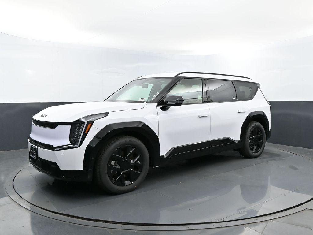 New 2026 Kia EV9 Land