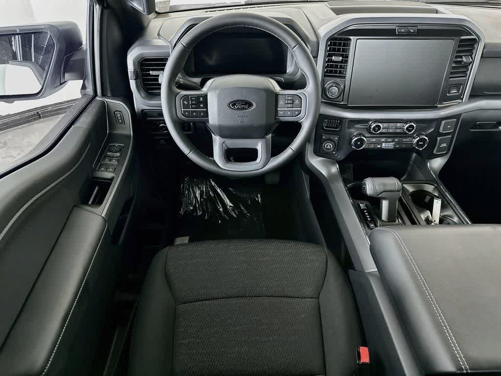 2026 FORD F-150 XLT — фото 10