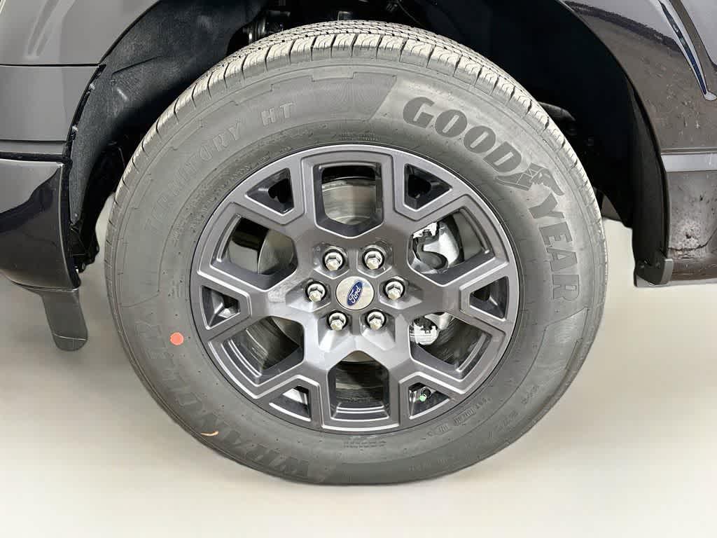 FORD F-150 STX - 8