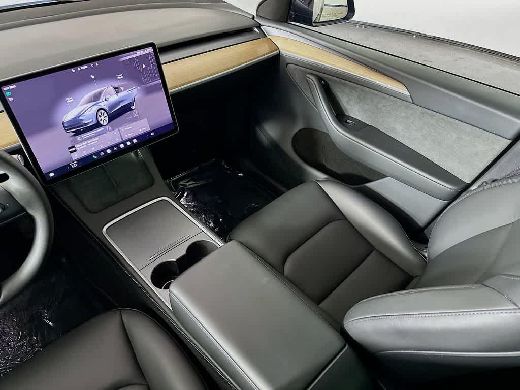 TESLA MODEL Y LONG RANGE DUAL MOTOR ALL-WHEEL DRIVE - 10