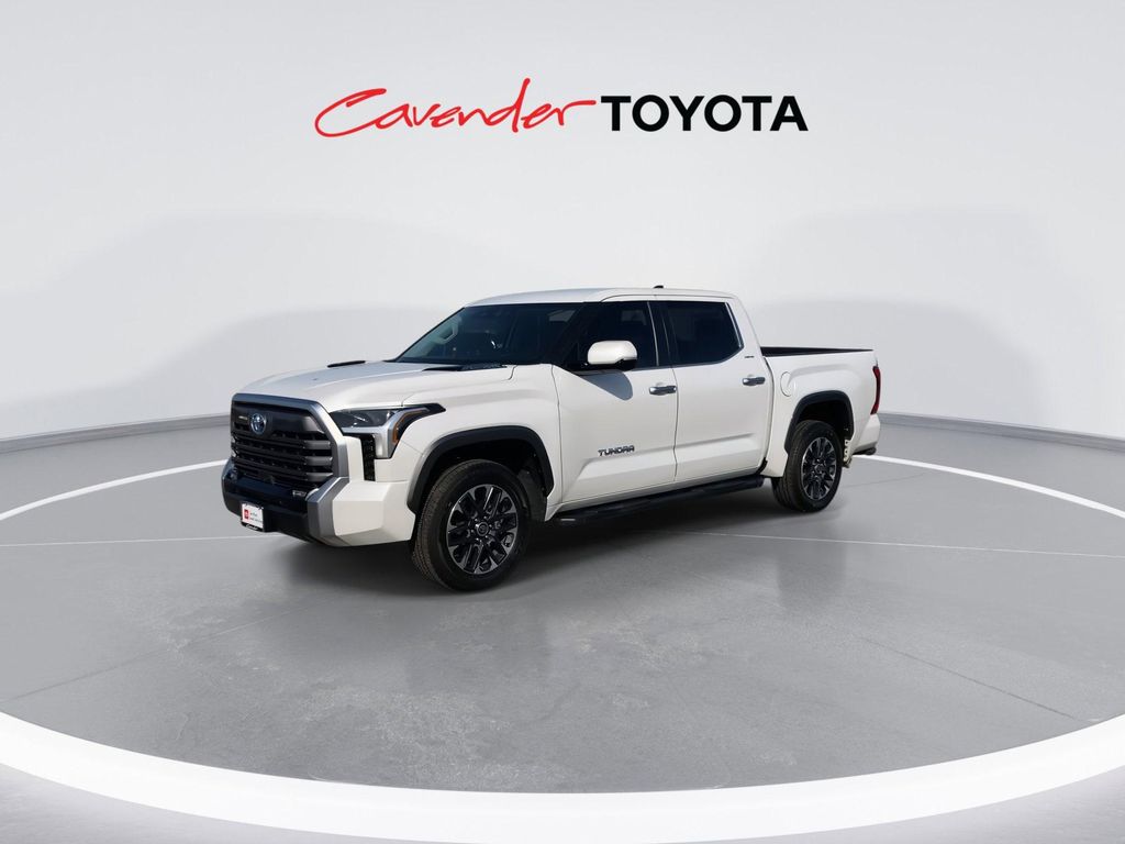 TOYOTA TUNDRA - 4