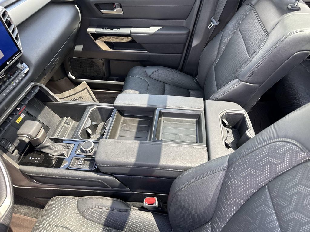 2023 Toyota TUNDRA LIMITED 缩略图 24