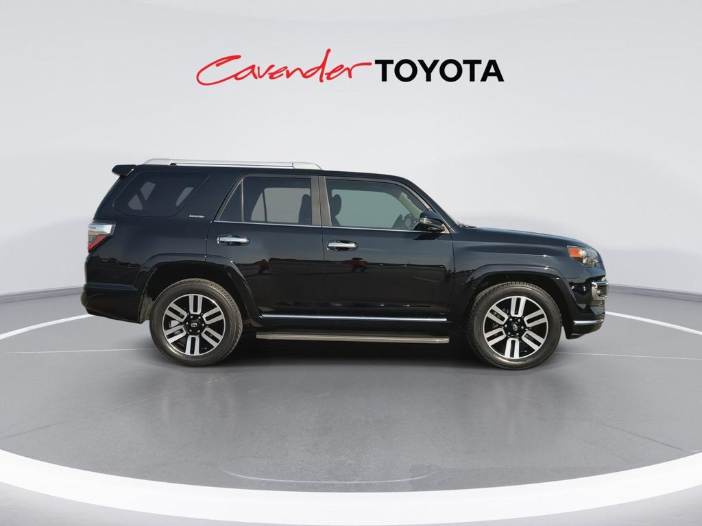 2023 Toyota 4RUNNER LIMITED — фото 9