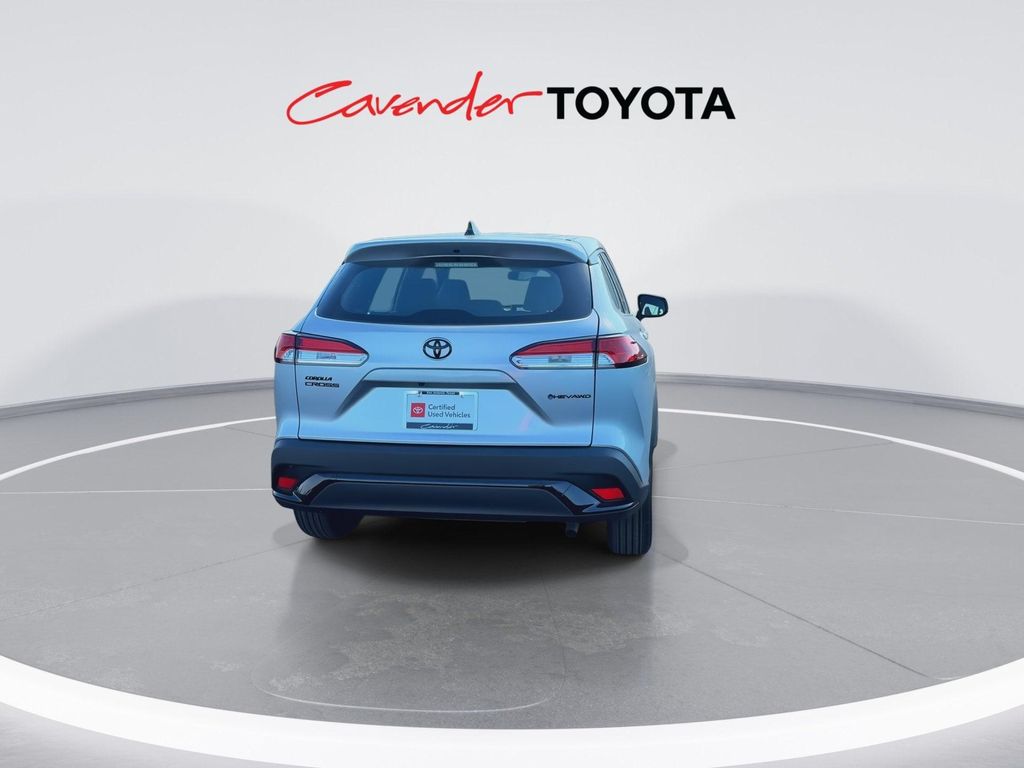 2025 Toyota COROLLA CROSS HYBRID S — фото 7