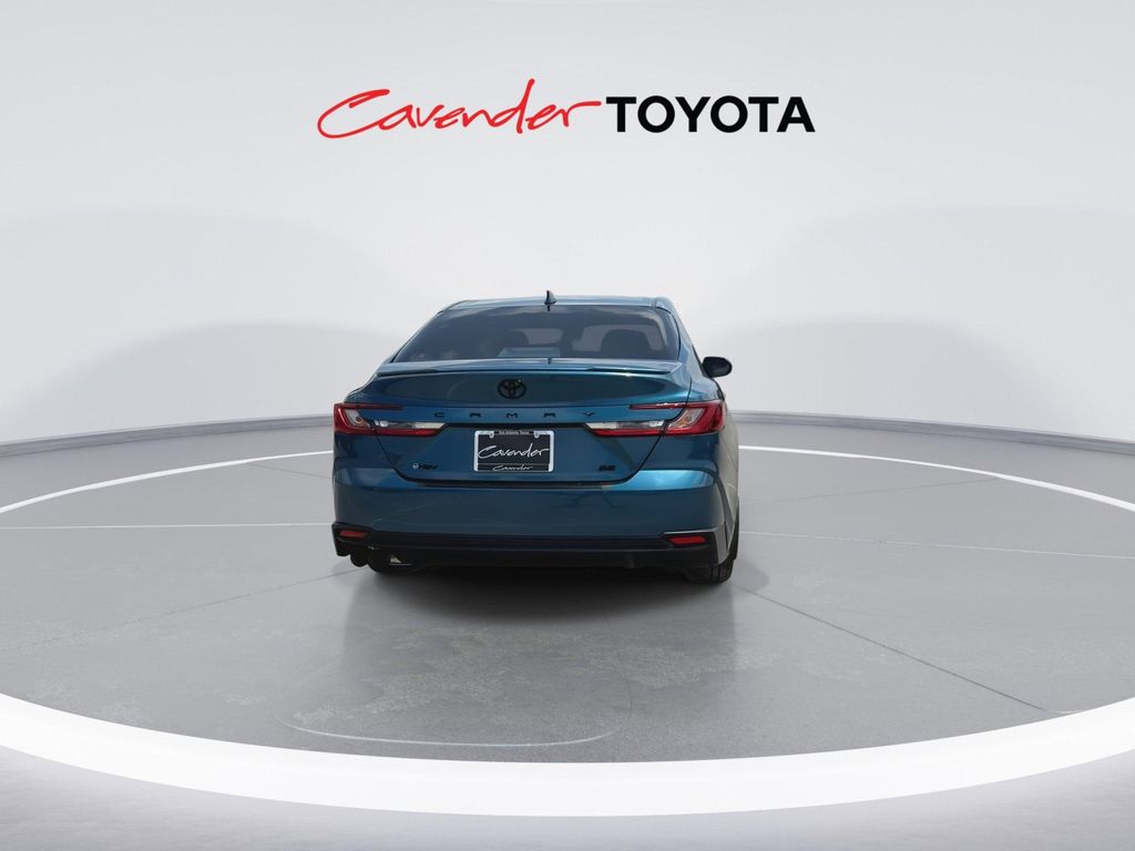 TOYOTA CAMRY - 7