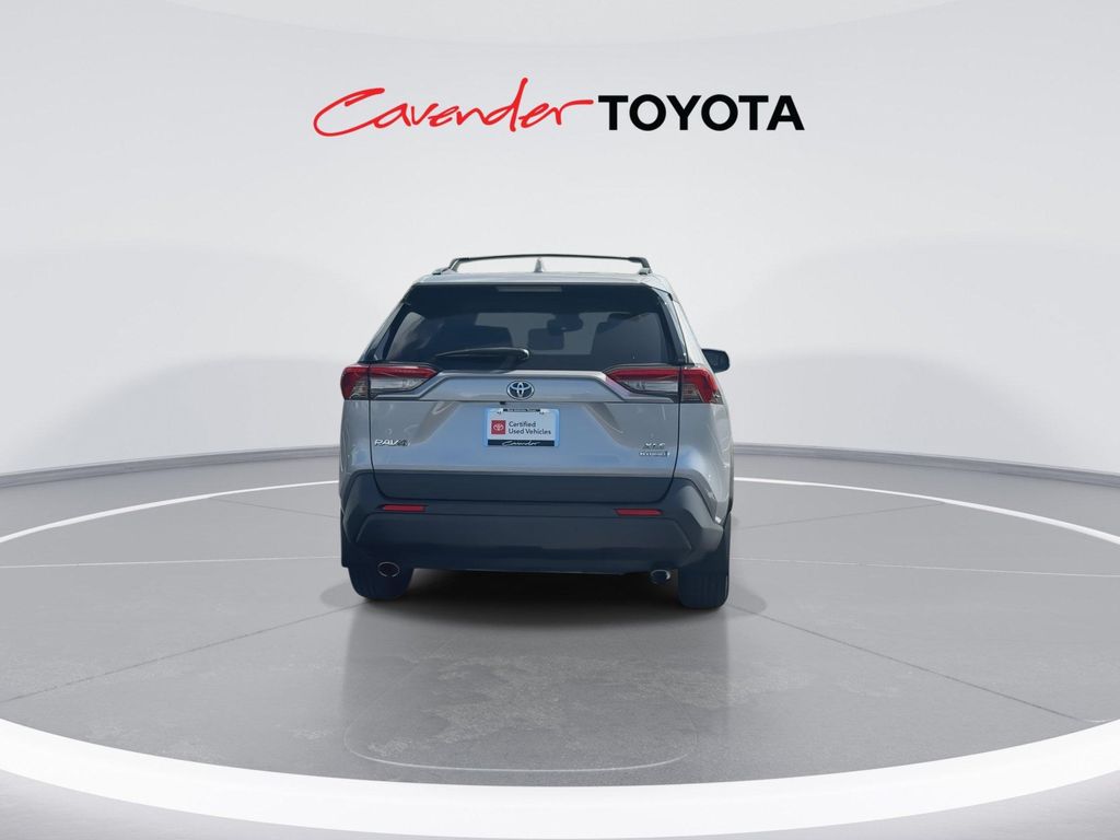 صورة مصغرة 7 لـ 2024 Toyota RAV4 HYBRID XLE