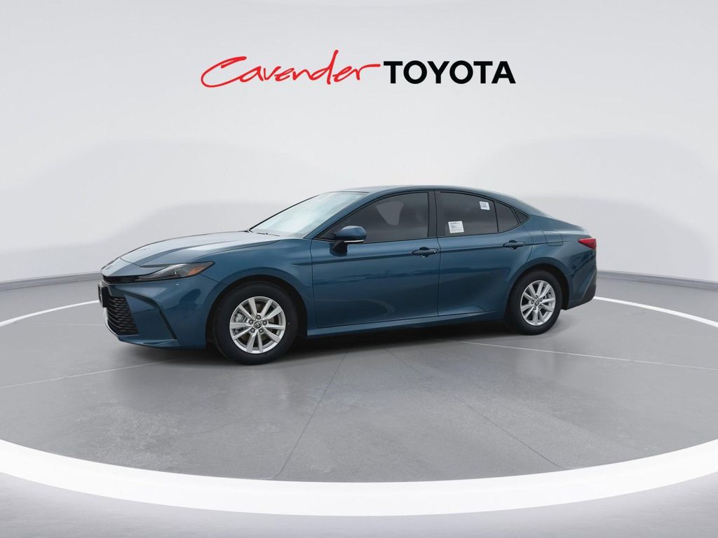 TOYOTA CAMRY - 4