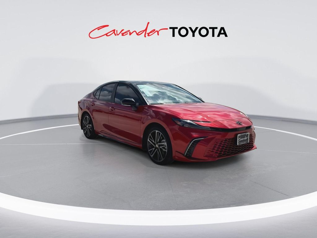 صورة 2 لـ 2026 Toyota CAMRY XSE