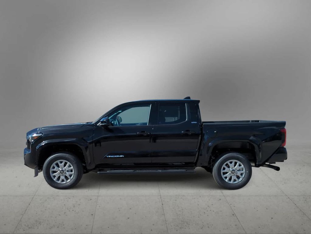 صورة مصغرة 5 لـ 2026 Toyota TACOMA SR5