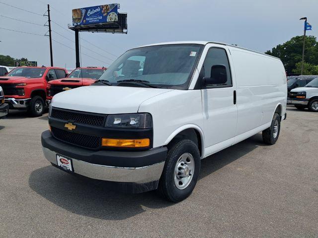 New 2025 Chevrolet Express 3500 RWD 3500 Extended Wheelbase WT