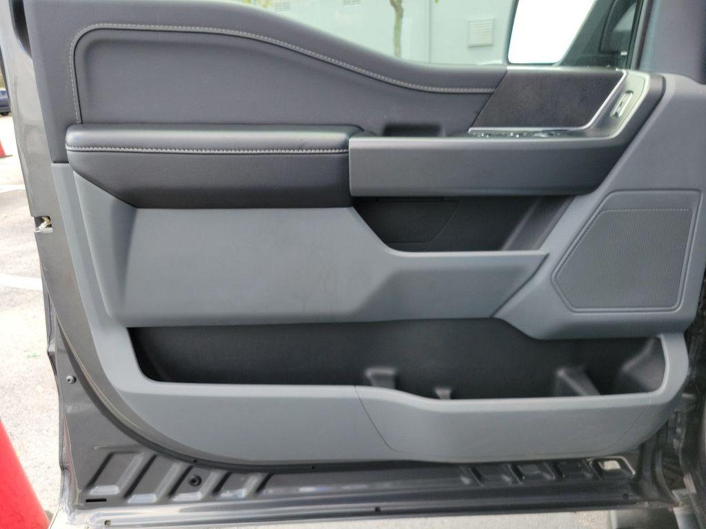 FORD F-150 XLT - 10