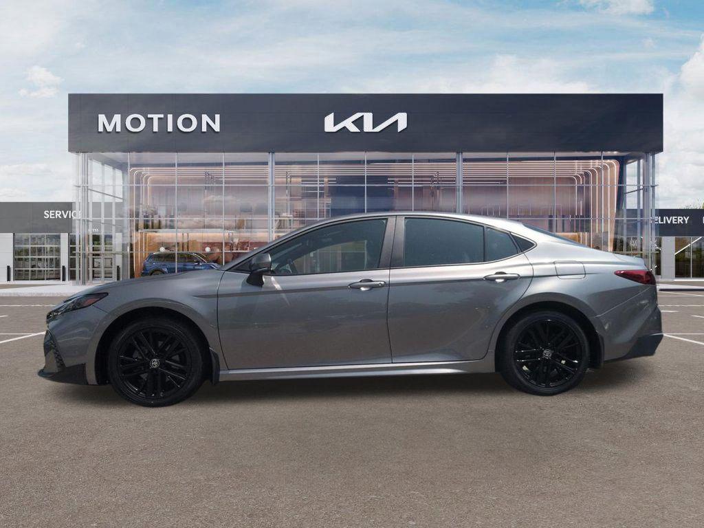 2025 Toyota CAMRY SE 照片 8