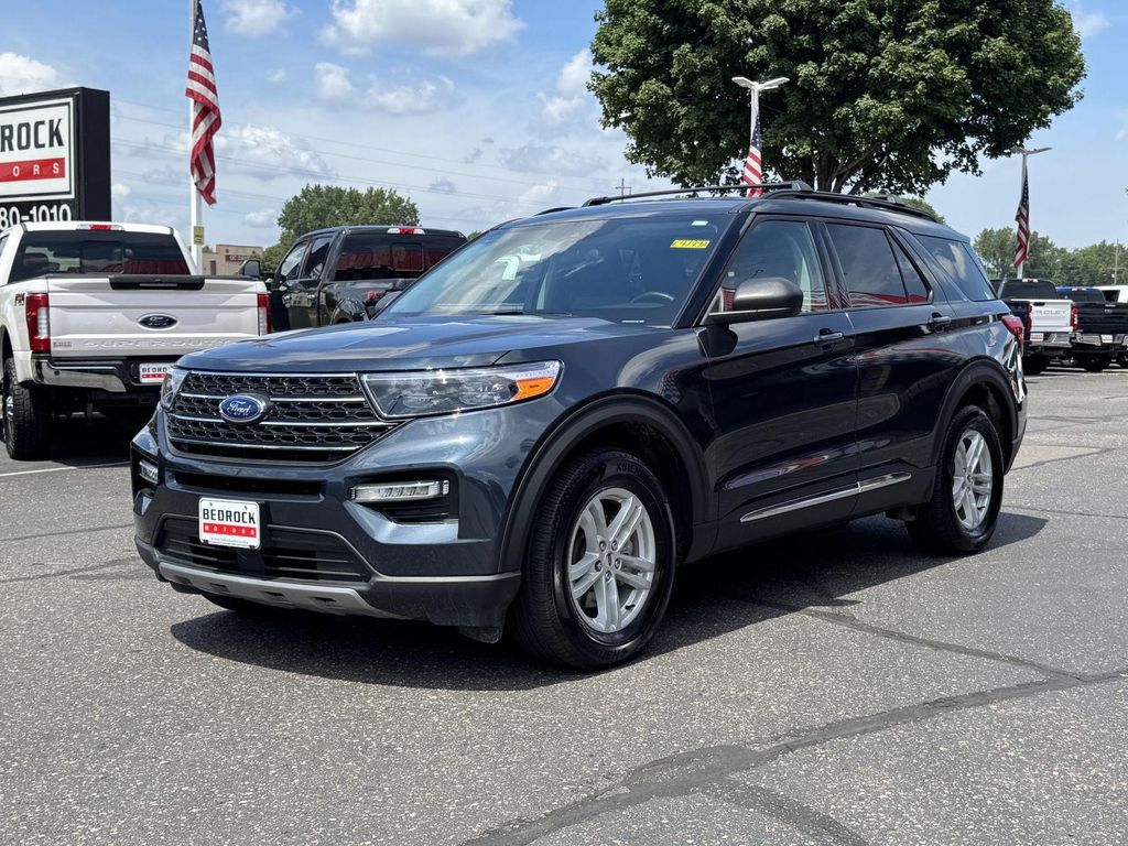 2024 FORD EXPLORER XLT — фото 3