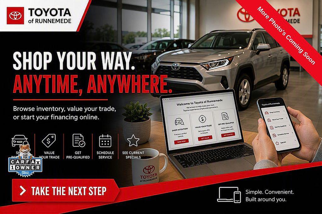 صورة 15 لـ 2023 Toyota HIGHLANDER L