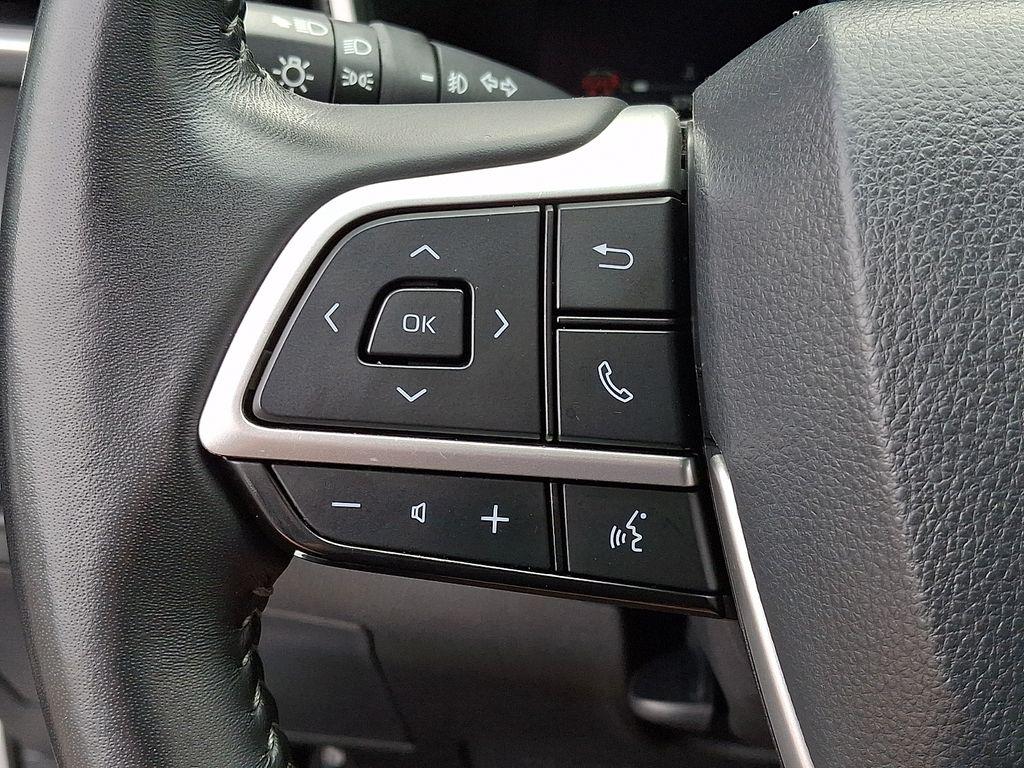 2025 Toyota HIGHLANDER XSE 缩略图 19