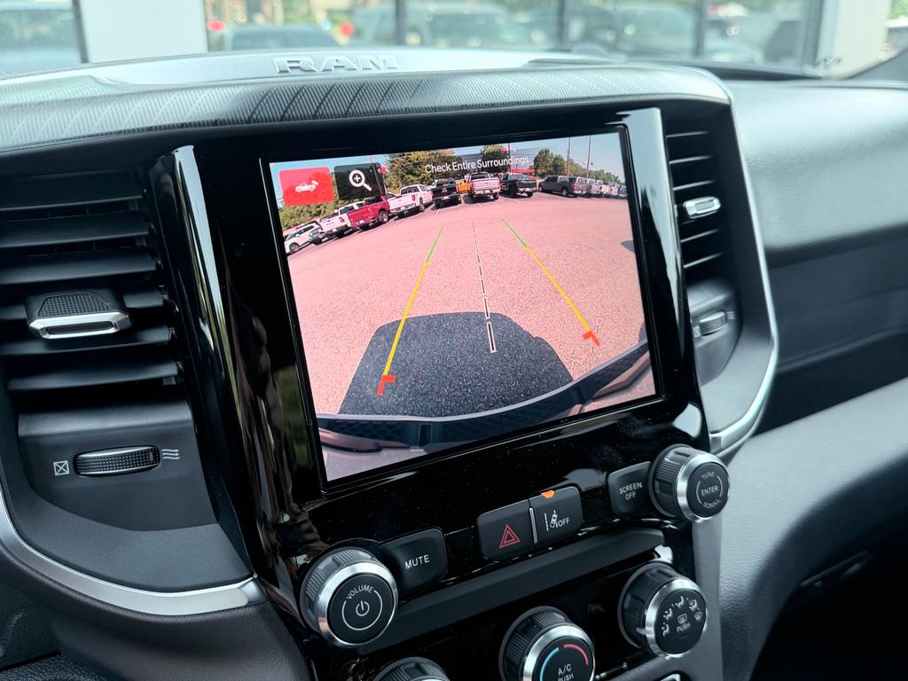 صورة مصغرة 18 لـ 2026 RAM 1500 EXPRESS